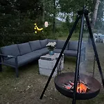 Newly Renovated Near Al Center, Mountains & Liagardane