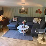Newly Renovated Near Al Center, Mountains & Casa de Férias *