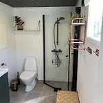 Newly Renovated Near Al Center, Mountains & *
