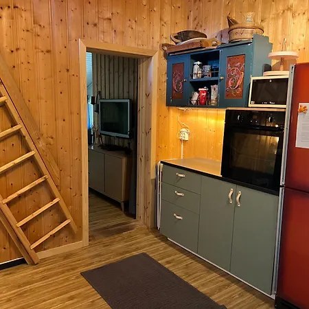 Newly Renovated Near Al Center, Mountains & Liagardane