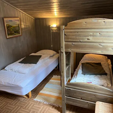 Newly Renovated Near Al Center, Mountains & Tatil Evi Liagardane