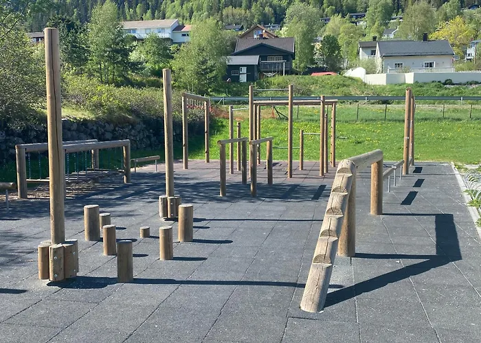 Newly Renovated Near Al Center, Mountains & Liagardane