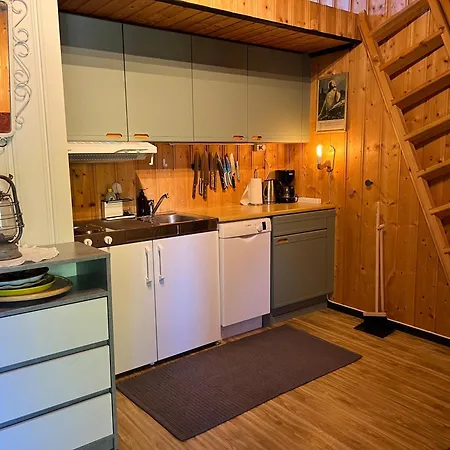 Casa vacanze Newly Renovated Near Al Center, Mountains &